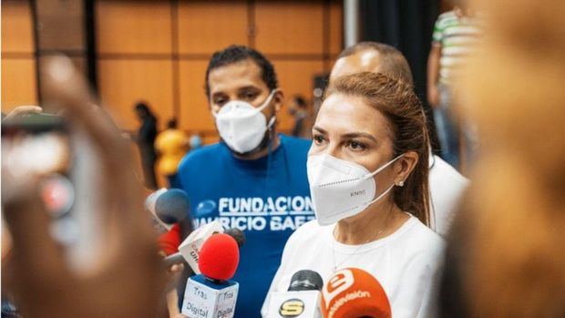 Carolina Mejía, calificó de exitosa la jornada de vacunación comunitaria en el Distrito Nacional.