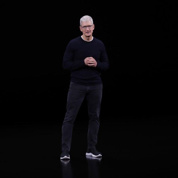 A principios de abril, el consejero delegado de Apple, Tim Cook, dio la señal más clara hasta la fecha sobre el interés de la compañía por los vehículos autónomos al apuntar que 'un auto autónomo es un robot' y añadir: 'Ya veremos lo que Apple hace' con el transporte sin conductor.