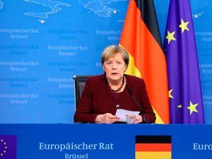 Merkel se despide de Bruselas tras 107 cumbres europeas