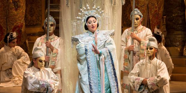 Turandot es una ópera en tres actos con música de Giacomo Puccini y libreto en italiano de Giuseppe Adami y Renato Simoni. 