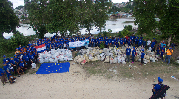 Al concluir la jornada los voluntarios pudieron recolectar alrededor de cinco toneladas de residuos