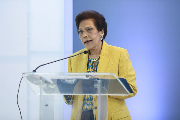 Los aportes de doña Engracia, durante una carrera profesional de más de cinco décadas, ayudaron a la inserción de las mujeres en el sector financiero de la República Dominicana.