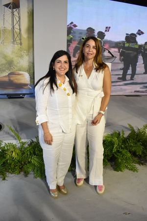 Biviana Riviero y Anyarlene Berges.