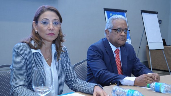 Alma Morales y Rafael Sánchez Cárdenas