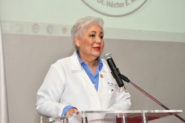 Mayra Melo, directora médico de la AIDC.