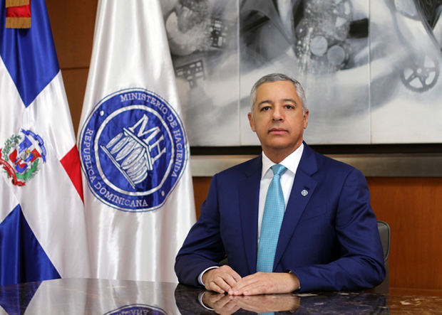 Donald Guerrero Ortiz, titular de Ministerio de Hacienda.