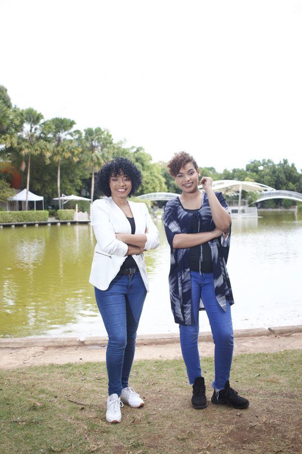 Nathaly Fernández, junto  a Lorens Salcedo 