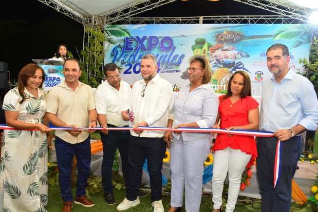 Segunda feria Expo Pedernales destaca potencial turístico y producción local.