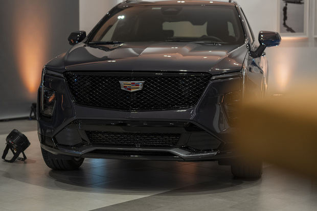 Exhibición de la nueva Cadillac XT4 en la cata.