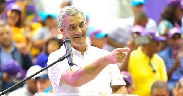 Candidato a la Presidencia Gonzalo Castillo concluye sus recorridos por el país en apoyo a candidatos del PLD.