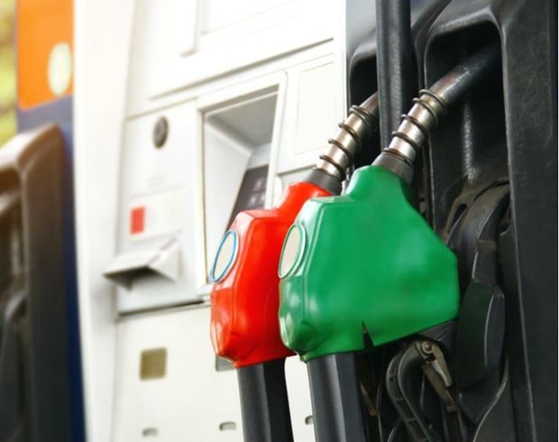 Precios de combustibles se ven afectados por el incremento del petróleo.