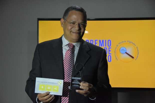 El reconocido periodista Fausto Rosario, director del prestigioso medio Acento.com.do. 