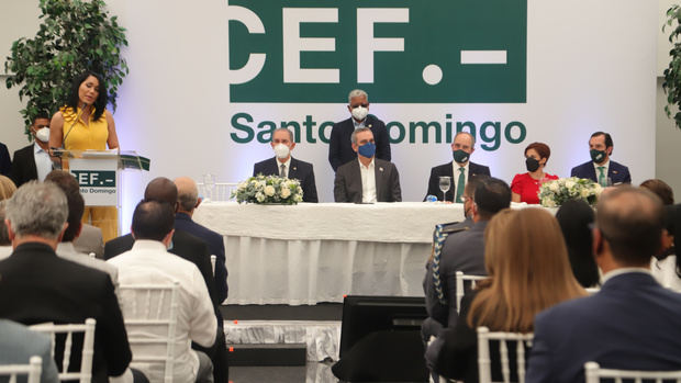 Presidente Luis Abinader asiste a la inauguración de nuevo centro de estudios superiores CEF.- Santo Domingo.