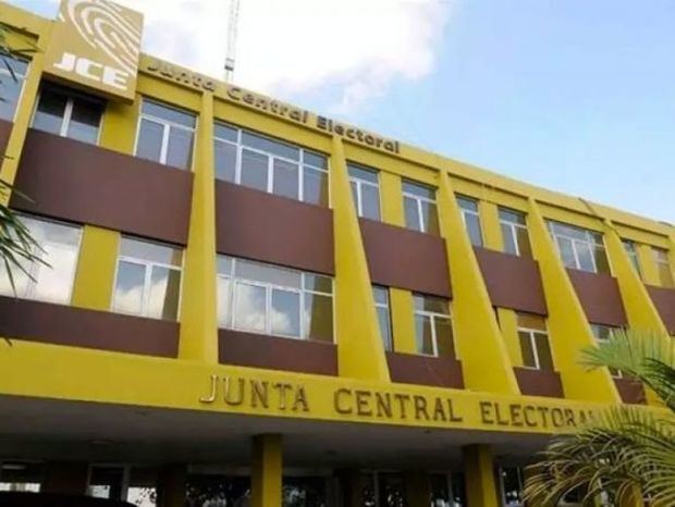 JCE rechaza pedido del PLD de debatir posiciones en las boletas electorales.
