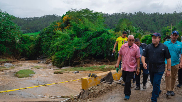 Gobierno socorre familias afectadas por lluvias