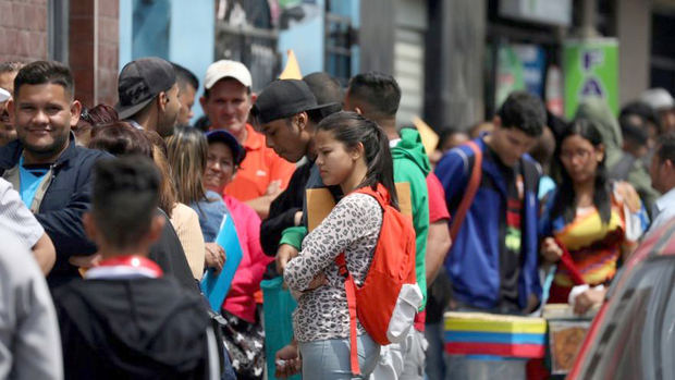 Sube a 6,8 millones el total de migrantes de Venezuela, según estimaciones.