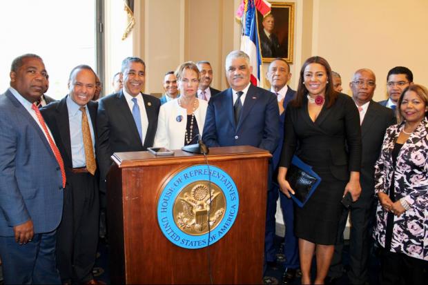 Miguel Vargas, acompañado del congresista Demócrata Adriano Espaillat junto a delegación asistió al Congreso de los EEUU,