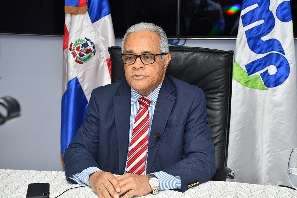 Rafael Sánchez Cardenas, Ministro de Salud.