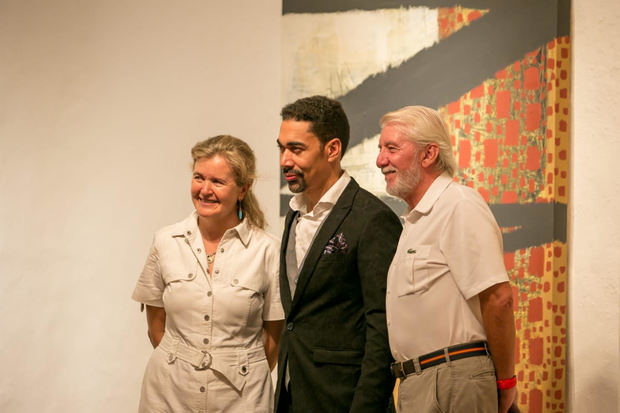 Con rotundo éxito la Galería de Altos de Chavón acogió la exposición “Razonamiento de la Identidad” del afamado artista dominicano Oscar Abreu.