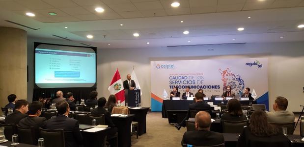 Presidente Indotel discute en Lima sobre oferta de servicios de las TIC de alta calidad.