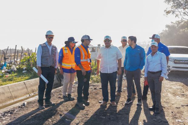 Director de DO Sostenible inicia las obras de la estación de transferencia en Nizao