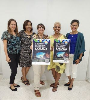 Rebekka Balser, Tresa Morrobel, Lisette Gil, Noemí Araujo, Yira Vermenton.