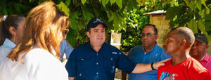 Ministro José Paliza visita Arenoso con más ayudas para las familias afectadas por las lluvias