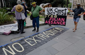 Mandatario australiano apoya una moción para pedir el fin del proceso legal contra Assange