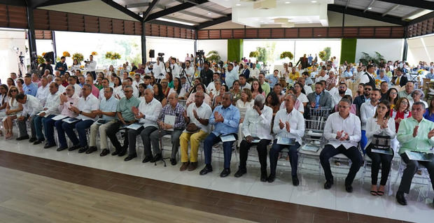 Delegados en la Asamble General Ordinaria de Cooperativa San José.