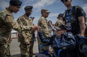 Los últimos veteranos de Normandía vuelven por última vez