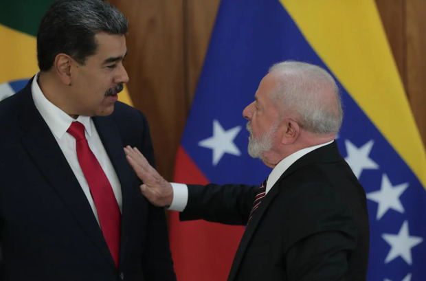 El presidente de Brasil, Luiz Inácio Lula da Silva, y su homólogo venezolano, Nicolás Maduro.