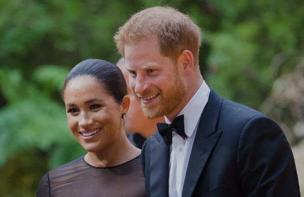 El príncipe Enrique de Inglaterra y su esposa Meghan, duquesa de Sussex.