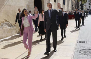 Felipe y Letizia celebran 20 años de matrimonio entre fotos inéditas y rumores de divorcio