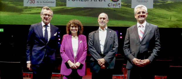 España promociona en Suiza el turismo cultural de sus Paradores y Ciudades Patrimonio.