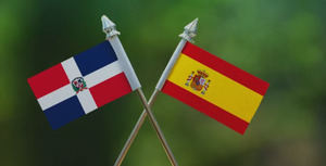 Los dominicanos, entre los residentes en España que más logran la nacionalidad