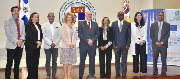 Ministro de Economía expone alcances, avances, objetivos y desafíos de la Ley 368-22 de Ordenamiento Territorial, en apertura del Caribbean Urban Forum.