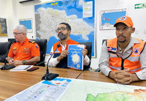 La Defensa Civil activa protocolos ante el posible impacto del huracán Beryl en el país