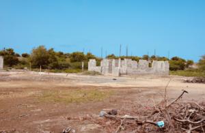 Medio Ambiente paraliza construcciones en Las Dunas de Baní