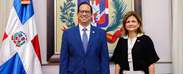 Sigmund Freund Mena y Raquel Peña.