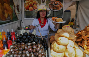 La cocina popular y tradicional de Ecuador se reivindica en el Hueca Fest de Quito