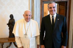 El papa Francisco está "muy interesado" en visitar República Dominicana, según Abinader
