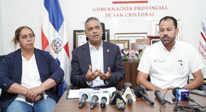 Gobierno inicia entrega de ayuda económica a familiares de víctimas en explosión en San Cristóbal