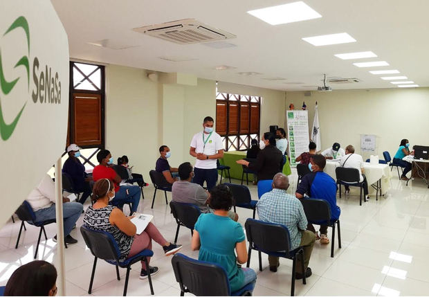 SeNaSa realiza operativo de afiliación a residentes de Ciudad Juan Bosc