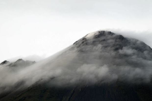Vista del volcán Arenal, ubicado en La Fortuna, zona norte de Costa Rica. 