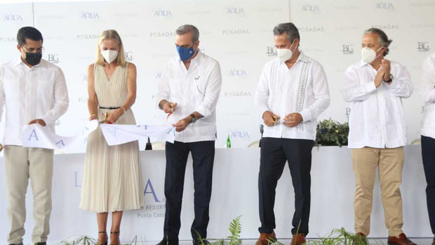  El presidente Luis Abinader participó este jueves en la inauguración del complejo turístico Live Aqua Beach Resort.