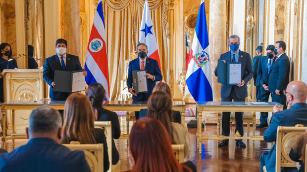 Los presidentes de República Dominicana, Costa Rica y Panamá, reunidos en el marco de la Alianza para el Desarrollo en Democracia en la ciudad de Panamá, propusieron a la comunidad internacional una serie de acciones urgentes en Haití.