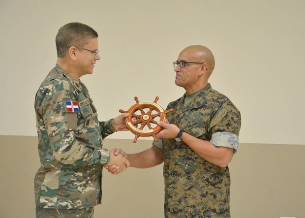 Este encuentro potencializa el marco de cooperación entre las Fuerzas
Armadas dominicanas y de Estados Unidos.