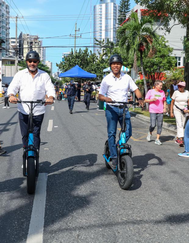 Intrant relanzará programa Parquéate Bien con mejoras incorporadas