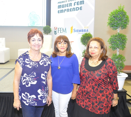 Margarita Mendoza, Esquenia Polanco y,Ruth Miriam Elena Cohn