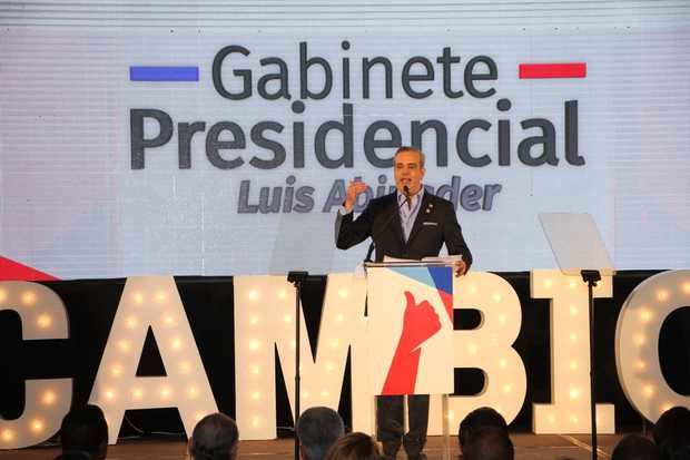 Candidato presidencial del Partido Revolucionario Moderno, Luis Abinader.